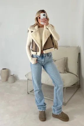 Ari beige cropped aviator gilet