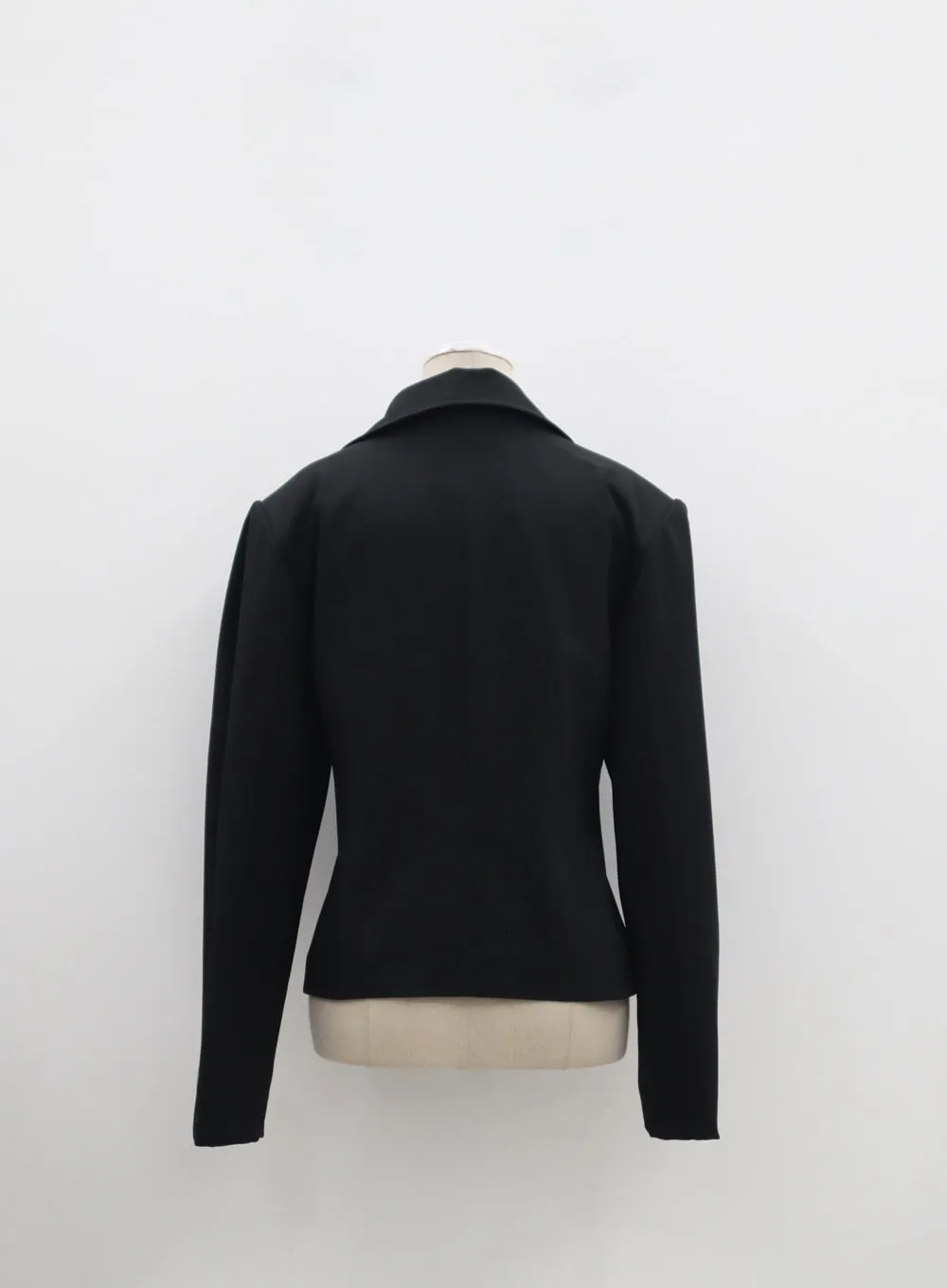 Cropped V-Neck Jacket IM315