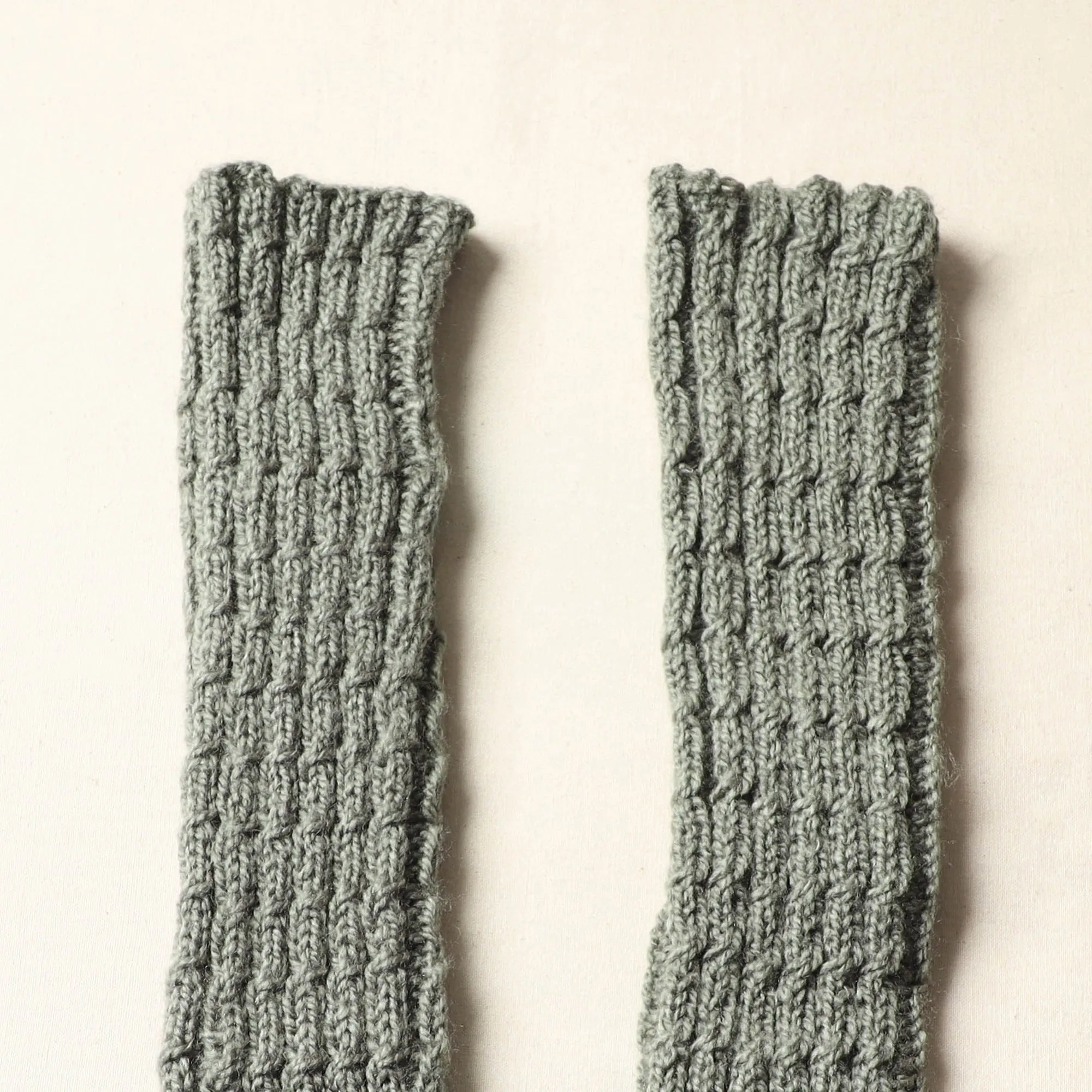 Grey - Kumaun Hand Knitted Woolen Leg Warmer 75