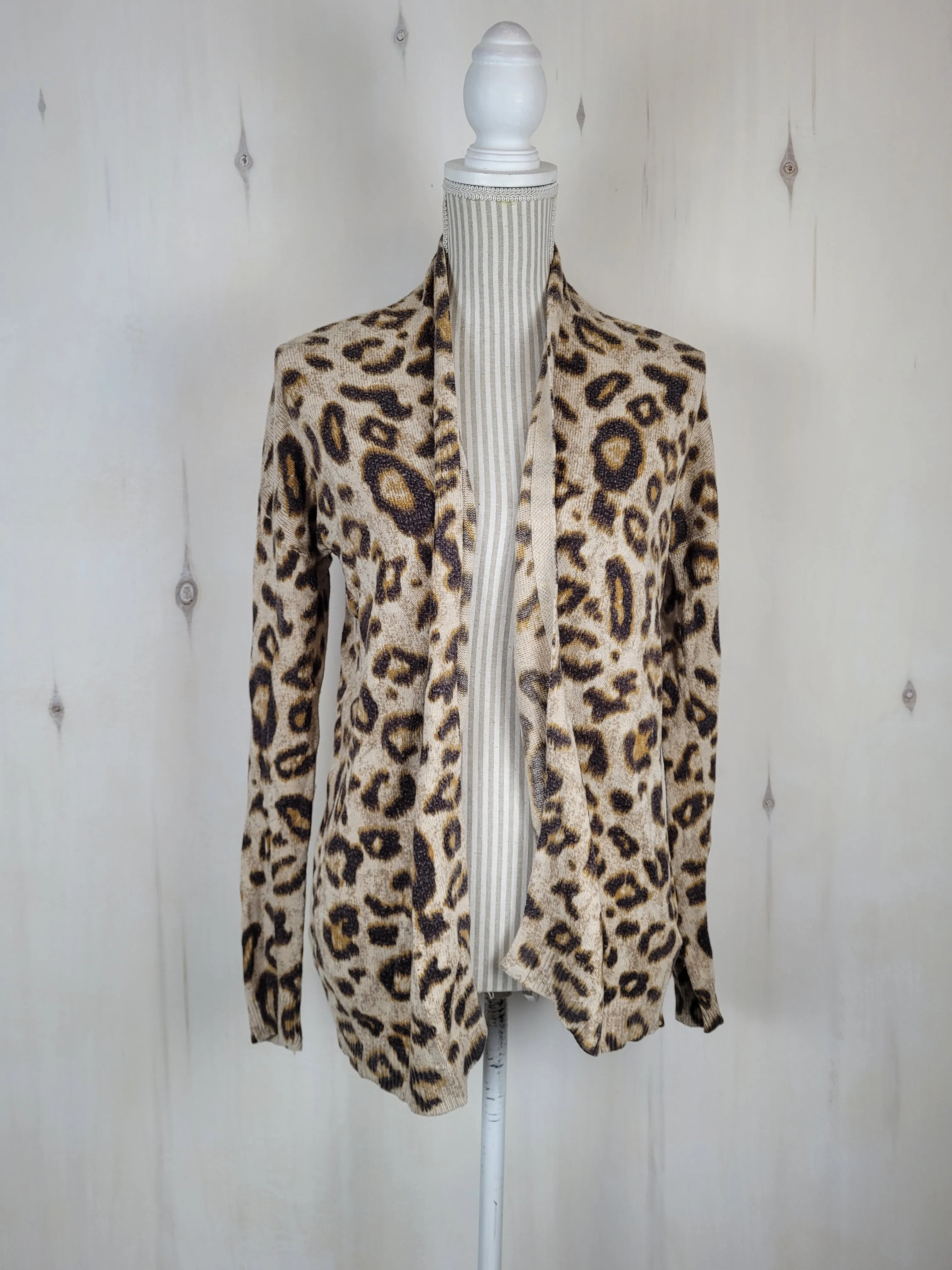 H&M ANIMAL PRINT CARDIGAN LADIES MEDIUM PRE-LOVED