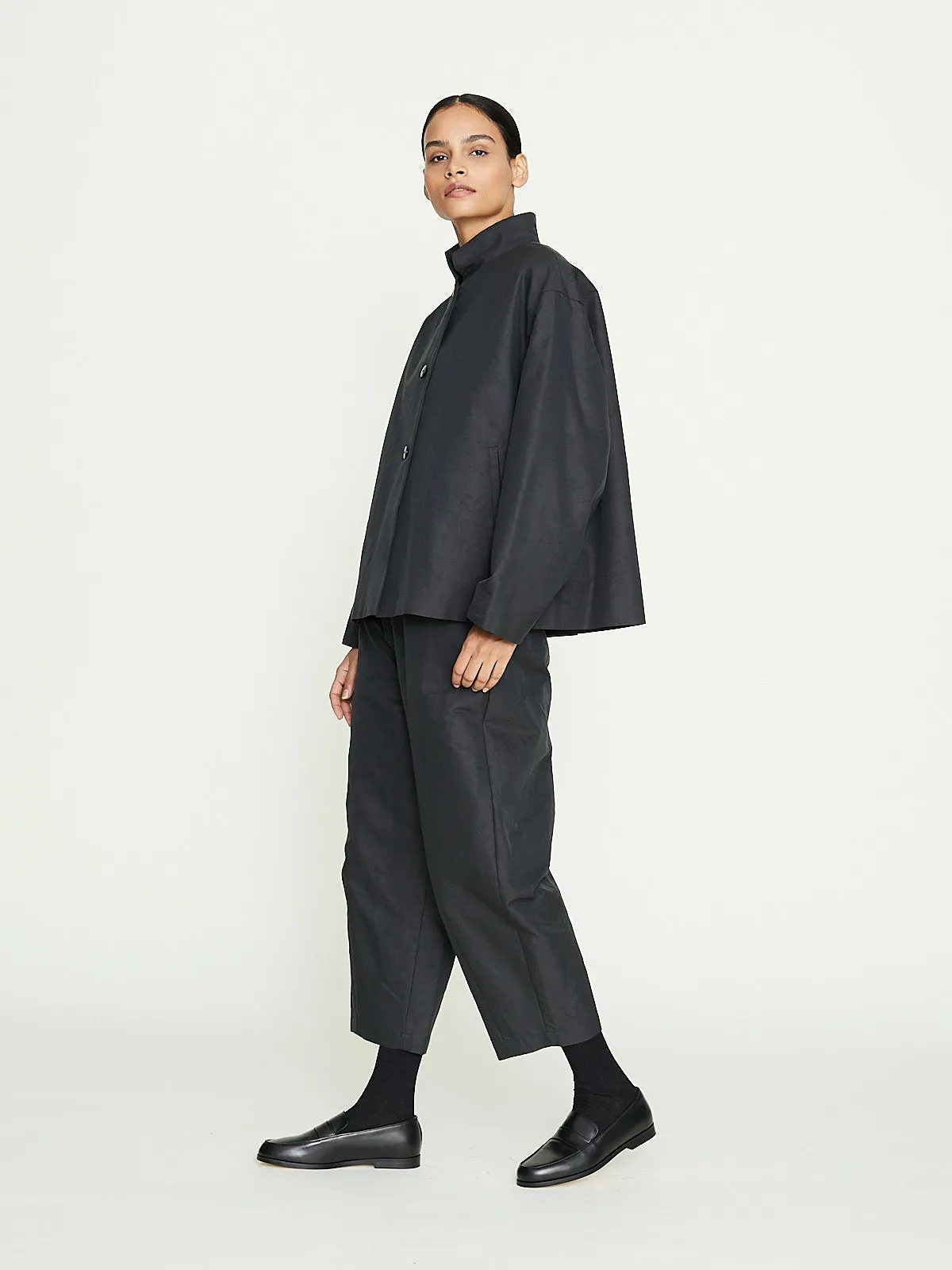 Hem Dart Easy Pants in Vintage Black