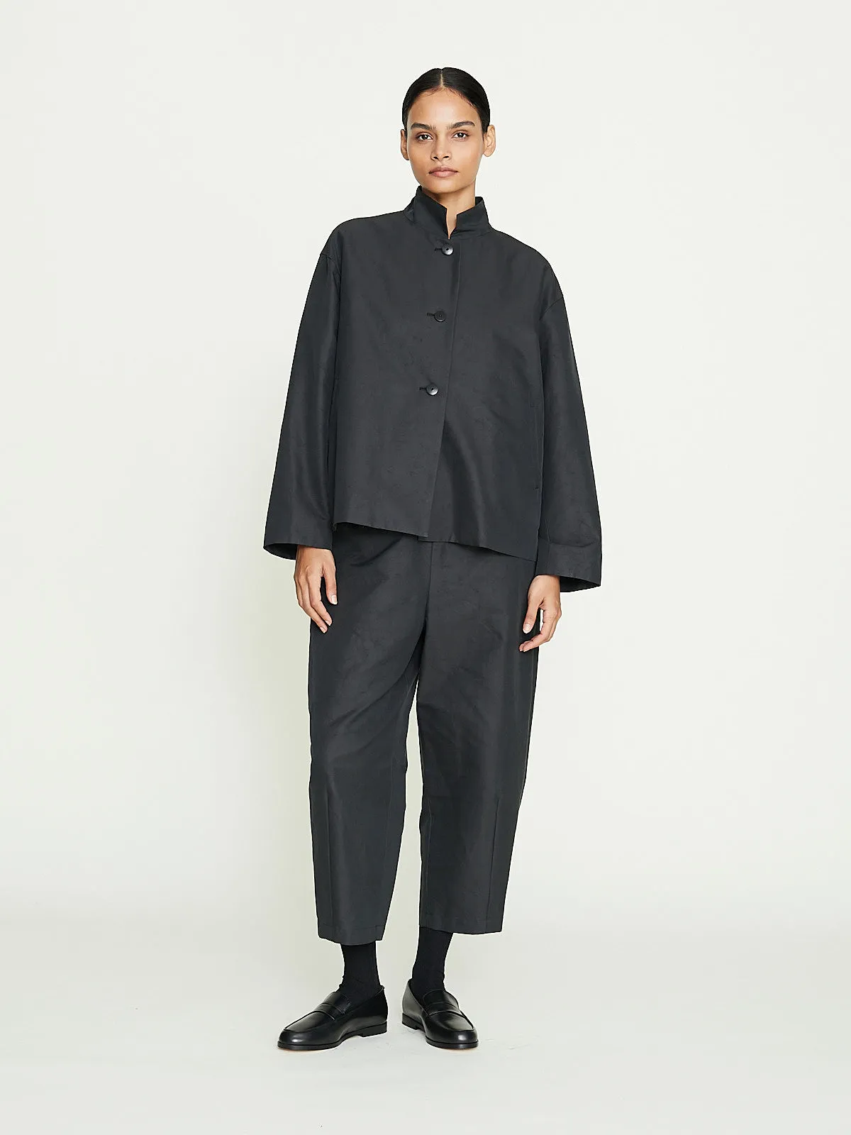 Hem Dart Easy Pants in Vintage Black