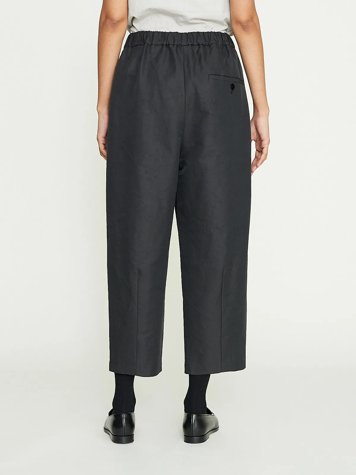 Hem Dart Easy Pants in Vintage Black