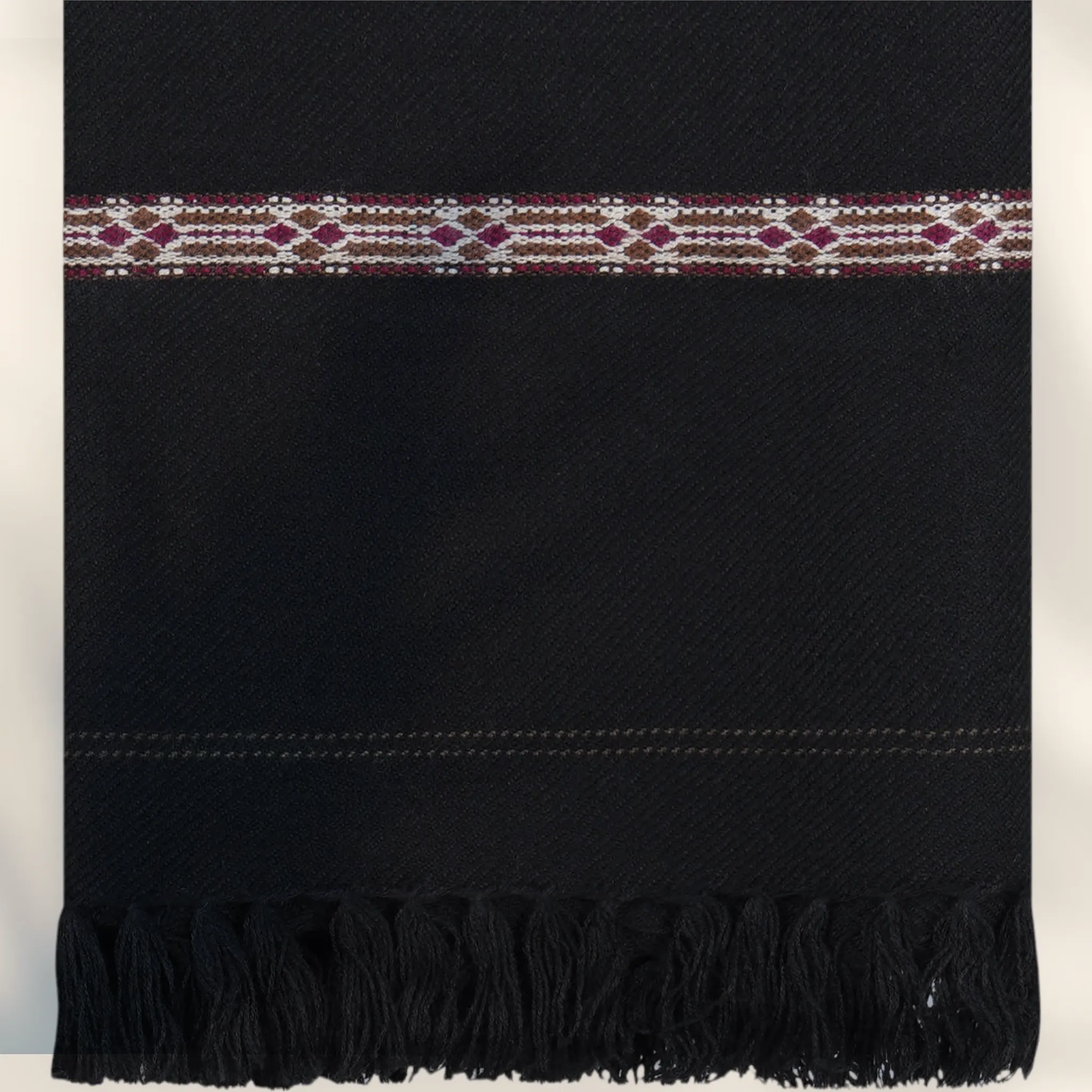 Libas-e-Andalus Blended Wool Shawl (Black)