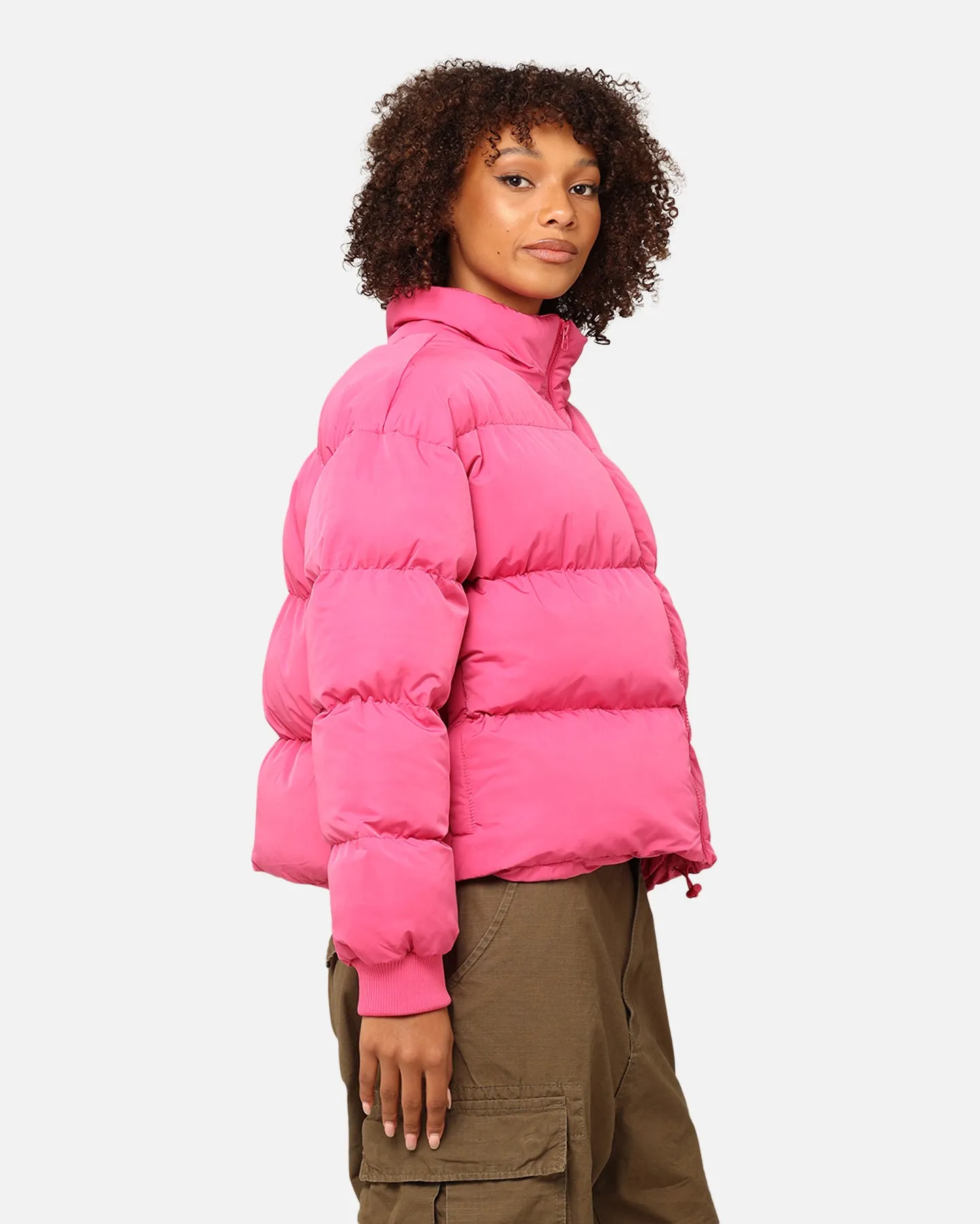 Stüssy Women's Graffiti Cropped Puffer Jacket Bubblegum